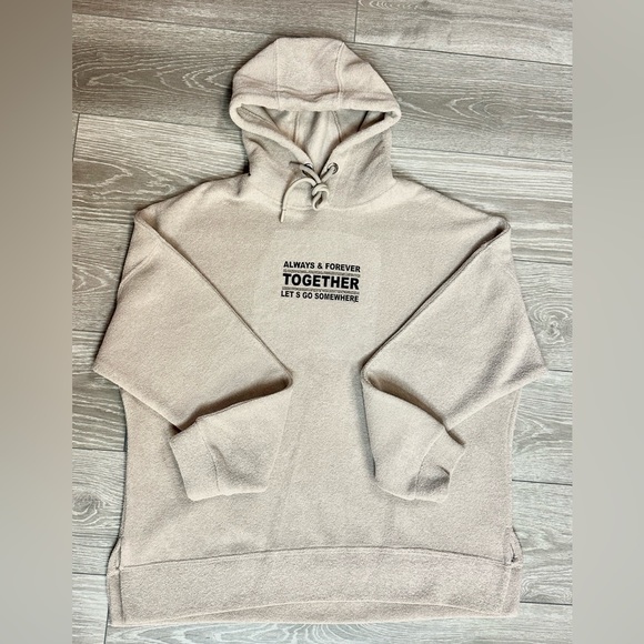 3 piece set. Sport suits with jacket, beige color. - Picture 4 of 6